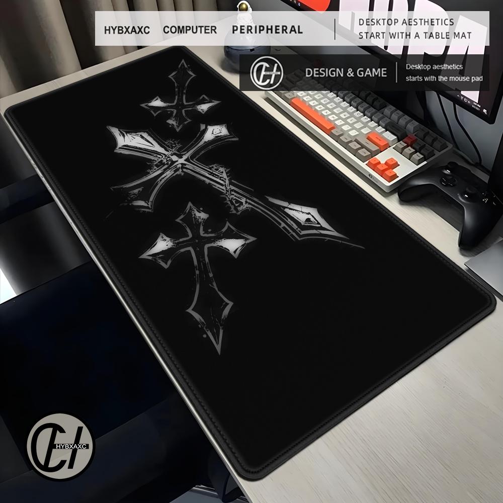 بساط مكتب كبير بنمط أجنحة الصل - مراجعة Desk Setup Dark وسعره