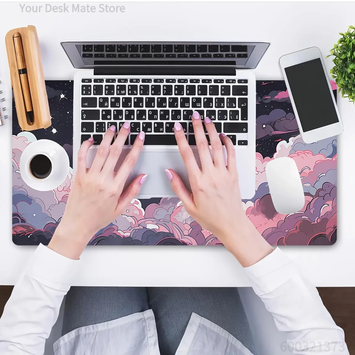 لوحة ماوس مطاطية لطيفة بتصميم  - مراجعة Desk Setup With Laptop وسعره