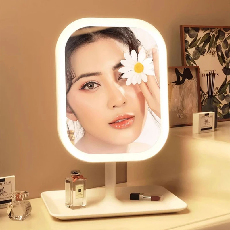 مرآة تجميل حديثة بإضاءة LED لل - مراجعة Desk Setup Light وسعره